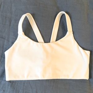 GIRLFRIEND COLLECTIVE Lou V-Back Bra in Ivory